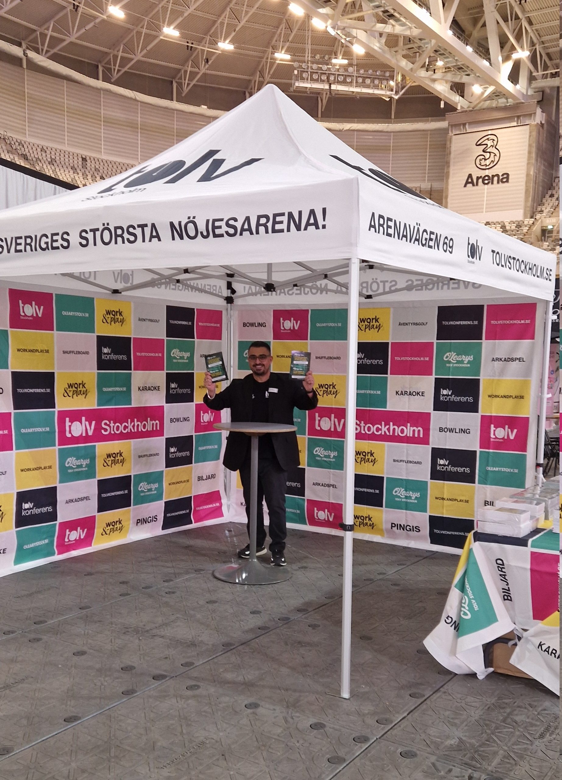 Eventtält med tryck och spelhörna till Tolvan, tillverkat av JM Printsolutions i Stockholm